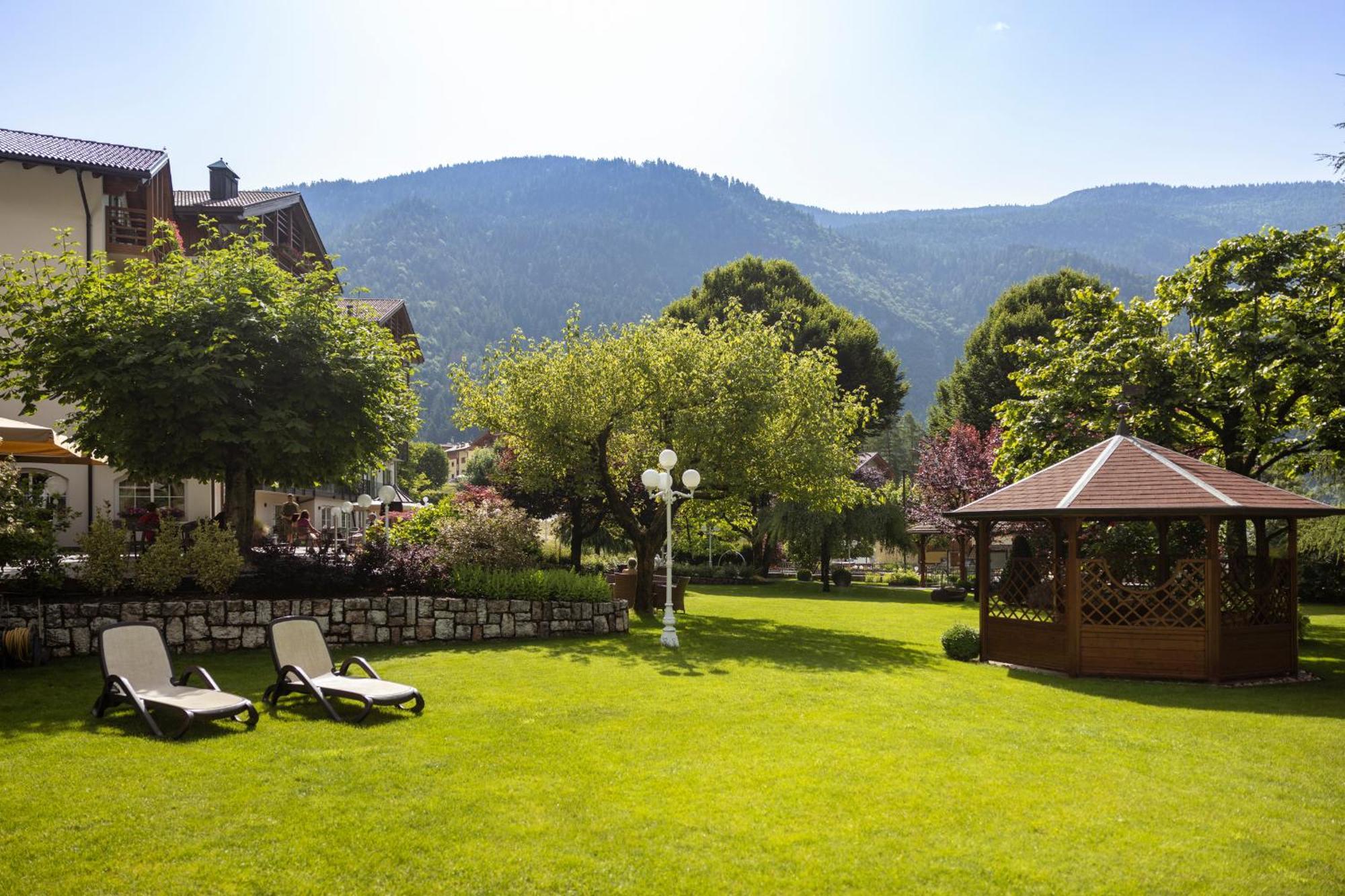 Hotel Lido - Slow & Natural Living Molveno Zewnętrze zdjęcie